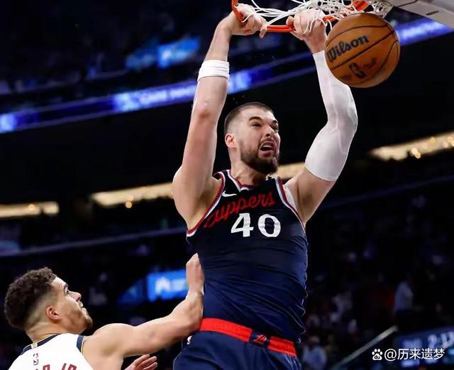 快船队惨败后更衣室爆发冲突,主帅回应,影响不是新闻.